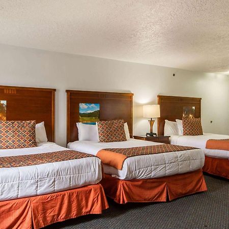 Sandia Peak Inn Old Town Abq, A Howard Johnson By Wyndham Albuquerque Eksteriør billede